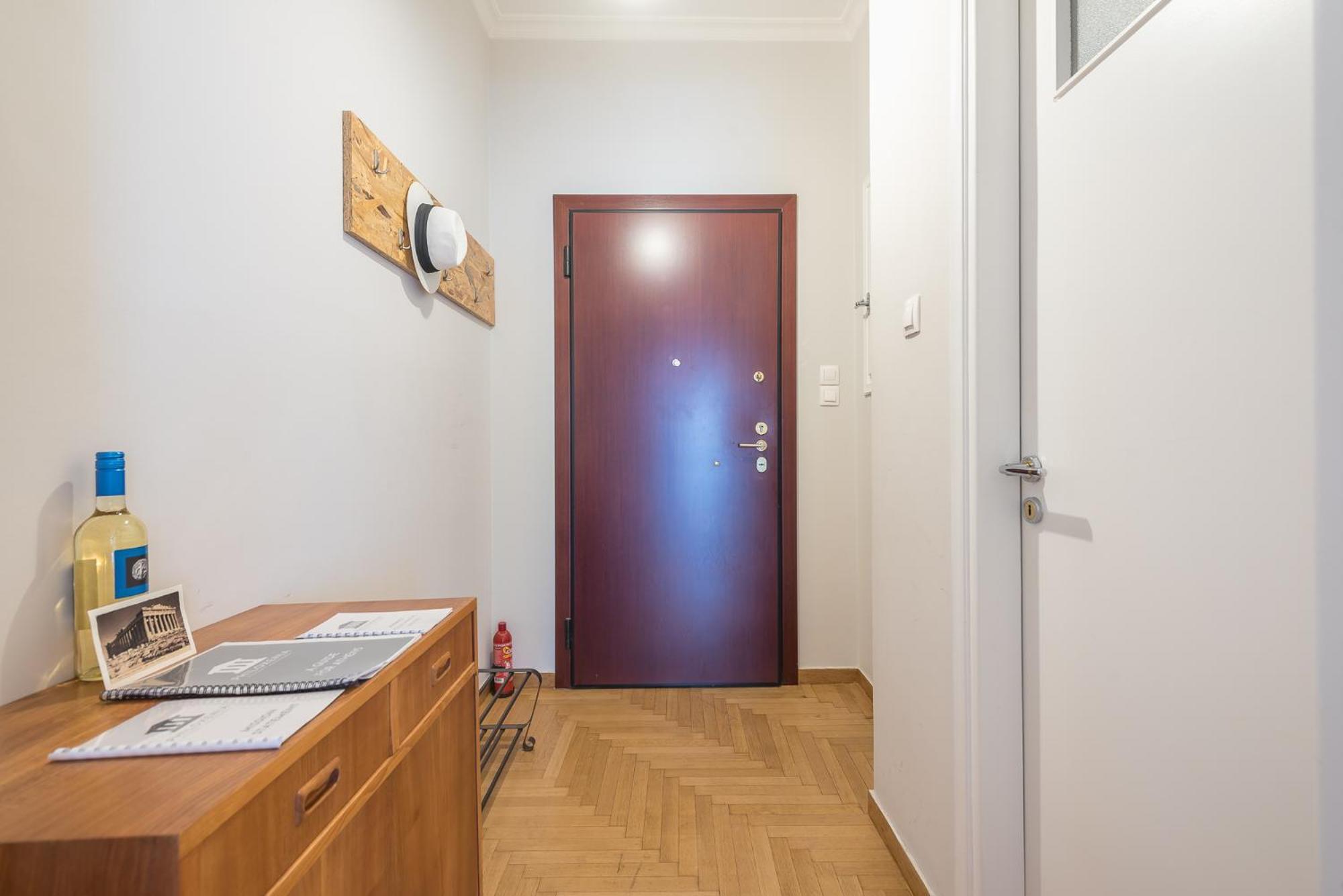 Spacious 2Bds Apt With Acropolis View In Center Athén Kültér fotó